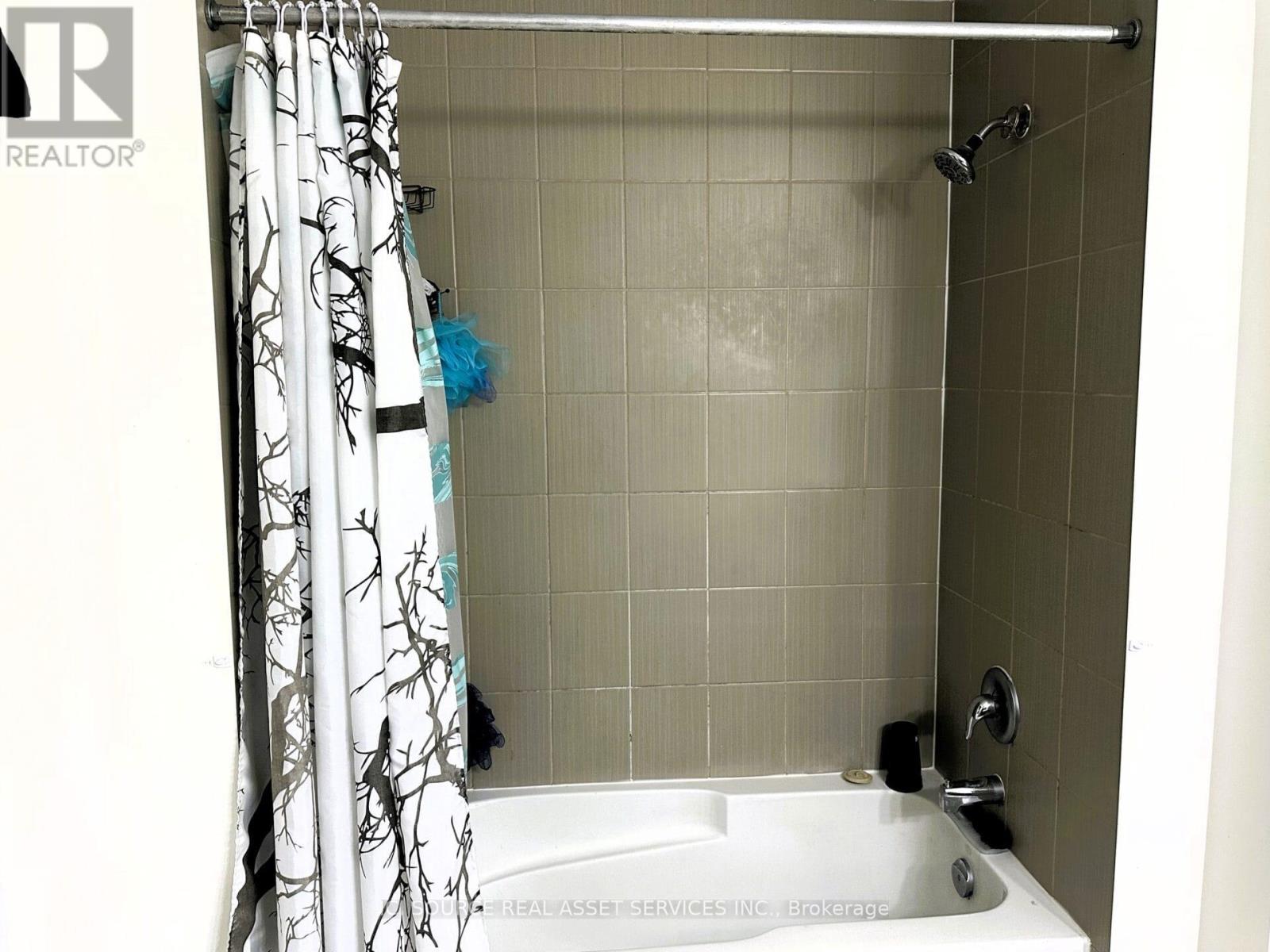 29 Tabaret Crescent, Oshawa (Windfields), Ontario  L1L 0G5 - Photo 18 - E12635642