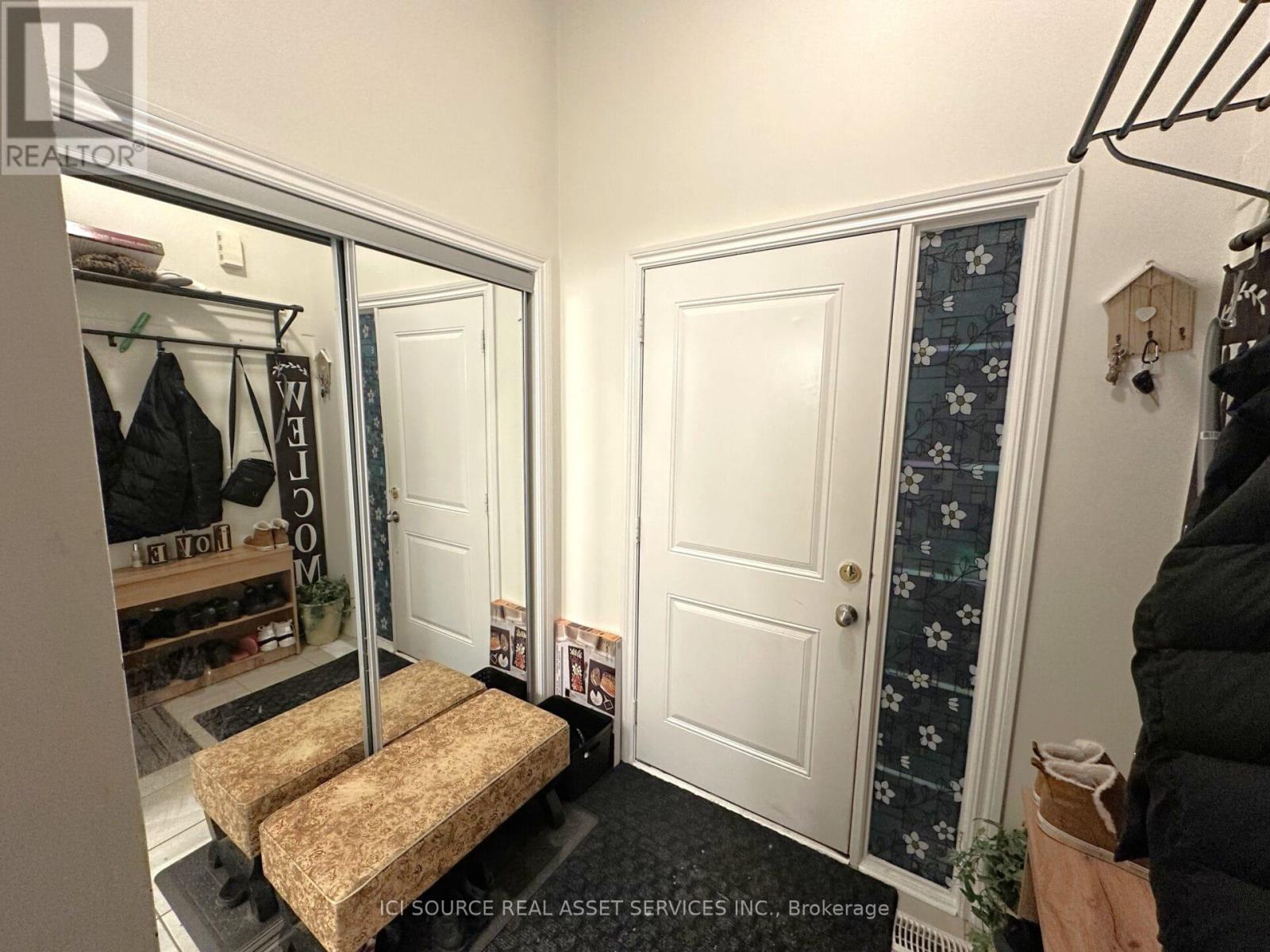 29 Tabaret Crescent, Oshawa (Windfields), Ontario  L1L 0G5 - Photo 2 - E12635642