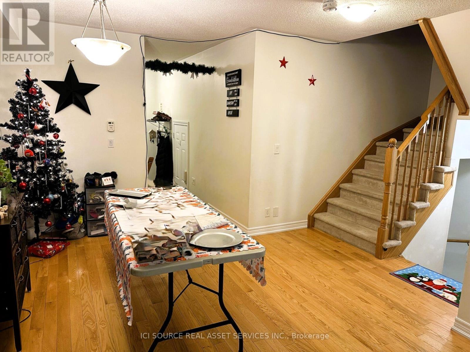 29 Tabaret Crescent, Oshawa (Windfields), Ontario  L1L 0G5 - Photo 5 - E12635642