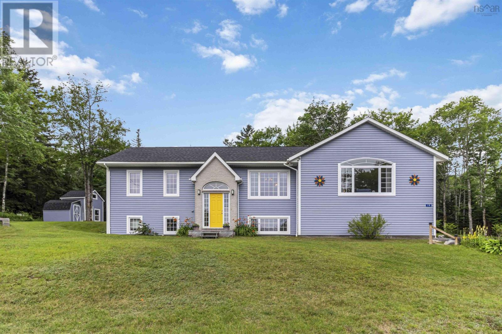 19 Mona Marie Lane, Fox Point, Nova Scotia