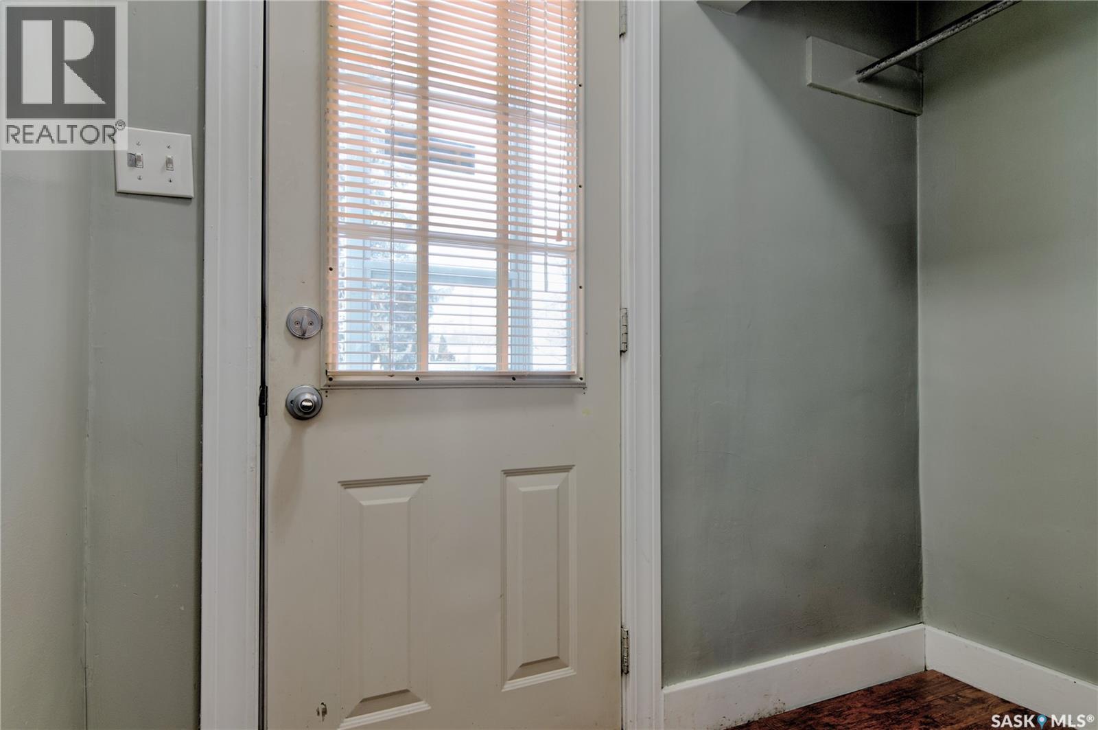 2627 Atkinson Street, Regina, Saskatchewan  S4N 3Y1 - Photo 2 - SK025663