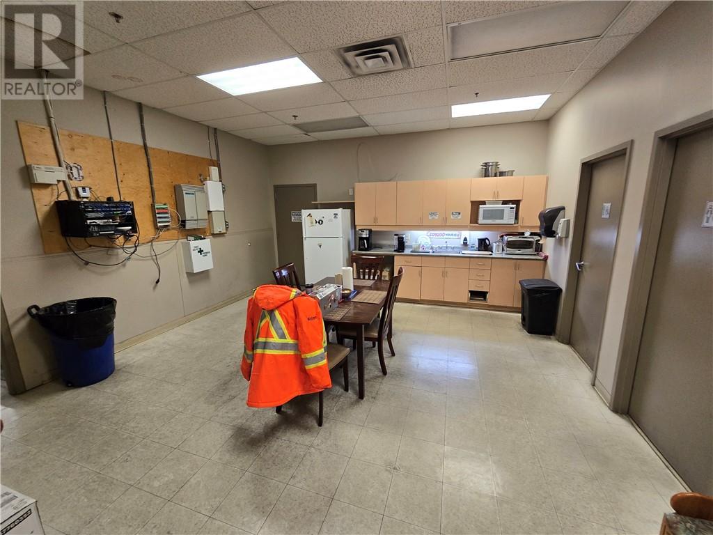 878 Falconbridge Unit# 1&2, Sudbury, Ontario  P3A 4S4 - Photo 15 - 2125901