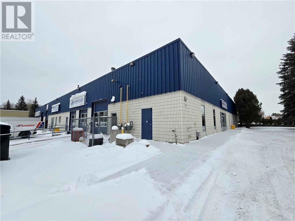 878 Falconbridge Unit# 1&2, Sudbury, Ontario  P3A 4S4 - Photo 2 - 2125901