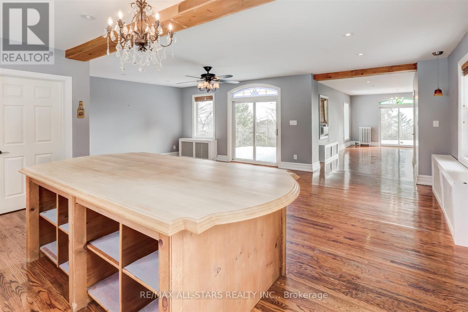 25 Hill Crescent, Toronto, Ontario  M1M 1H7 - Photo 3 - E12584126