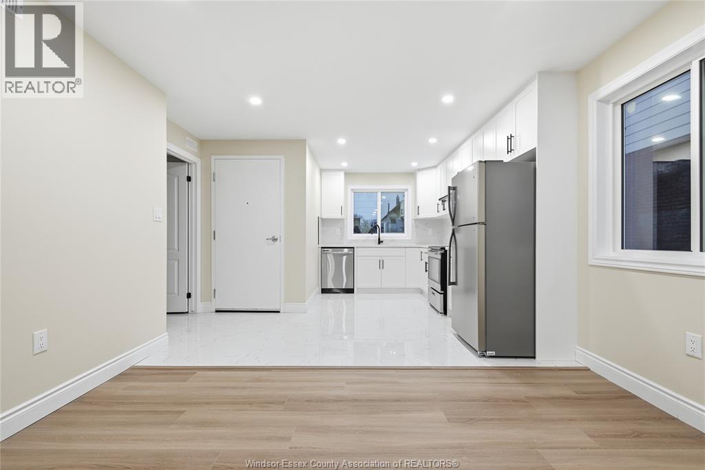 547 Dougall Avenue Unit# 4, Windsor, Ontario N9A 4P7 - Photo 5 - 25031715