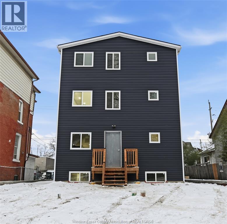547 DOUGALL AVENUE Unit# 3, windsor, Ontario