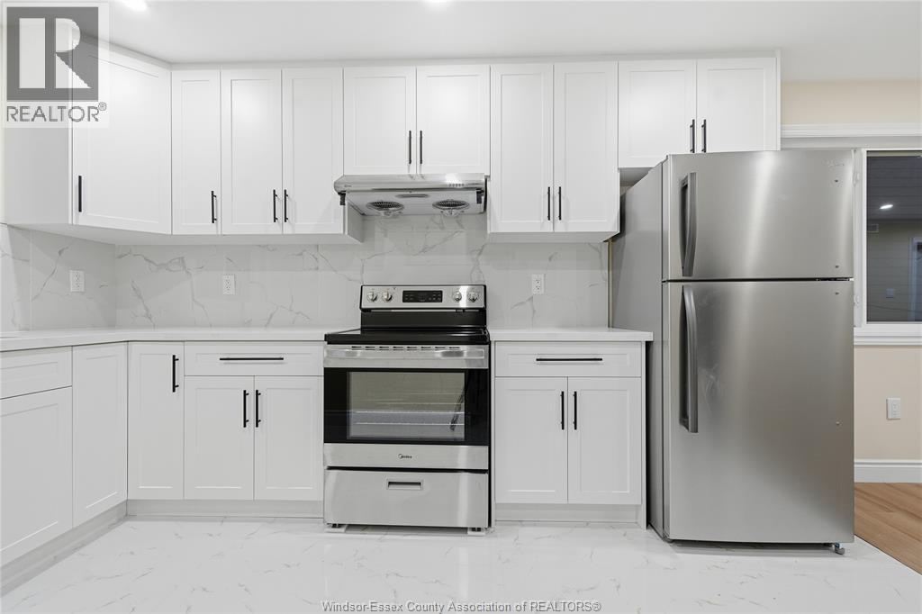 547 Dougall Avenue Unit# 3, Windsor, Ontario N9A 4P7 - Photo 8 - 25031714