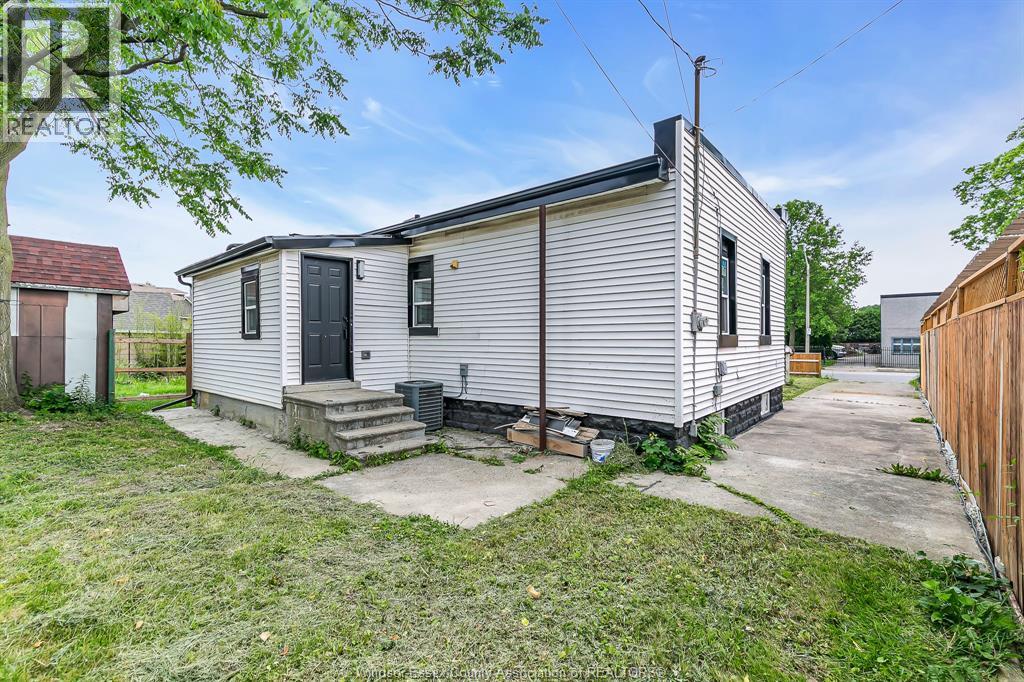 1737 Drouillard Road, Windsor, Ontario N8Y 2S6 - Photo 39 - 25031710