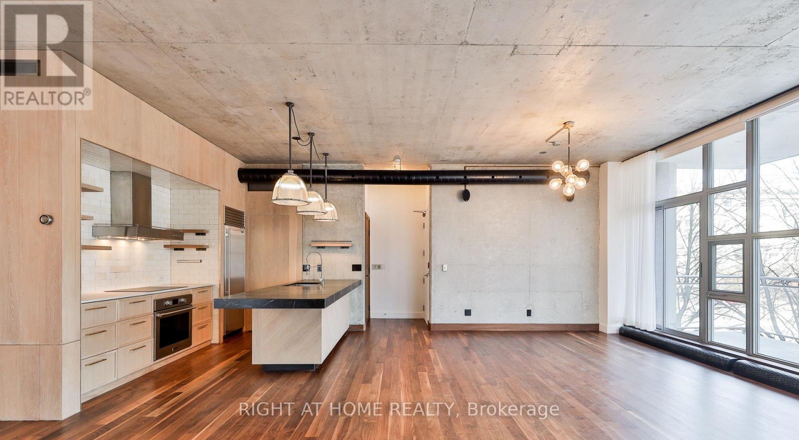 301 - 20 Niagara Street, Toronto (Waterfront Communities), Ontario  M5V 3L8 - Photo 7 - C12635662