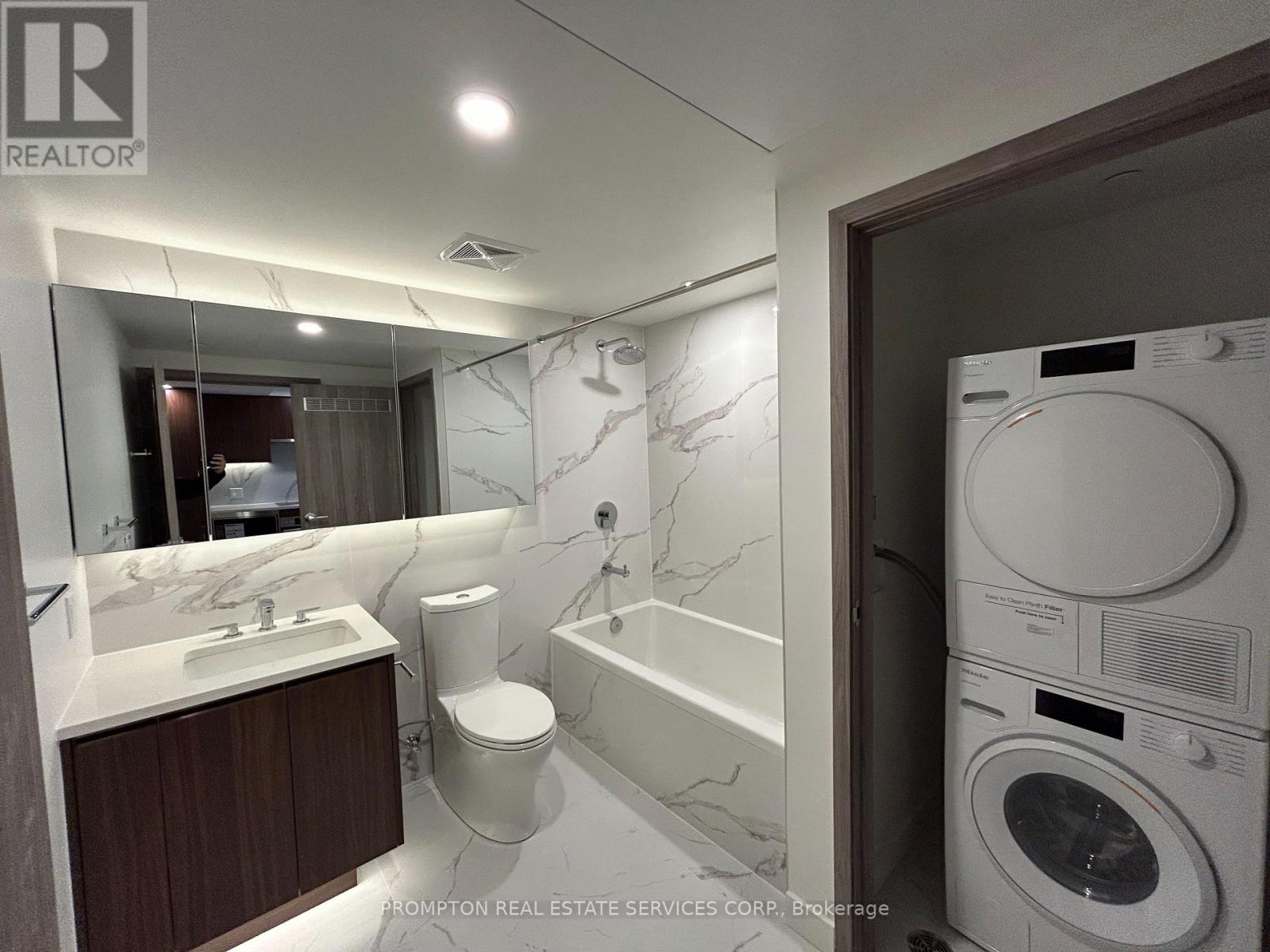 823 - 3 Concord Cityplace Way, Toronto (Waterfront Communities), Ontario  M5V 0X3 - Photo 9 - C12635666