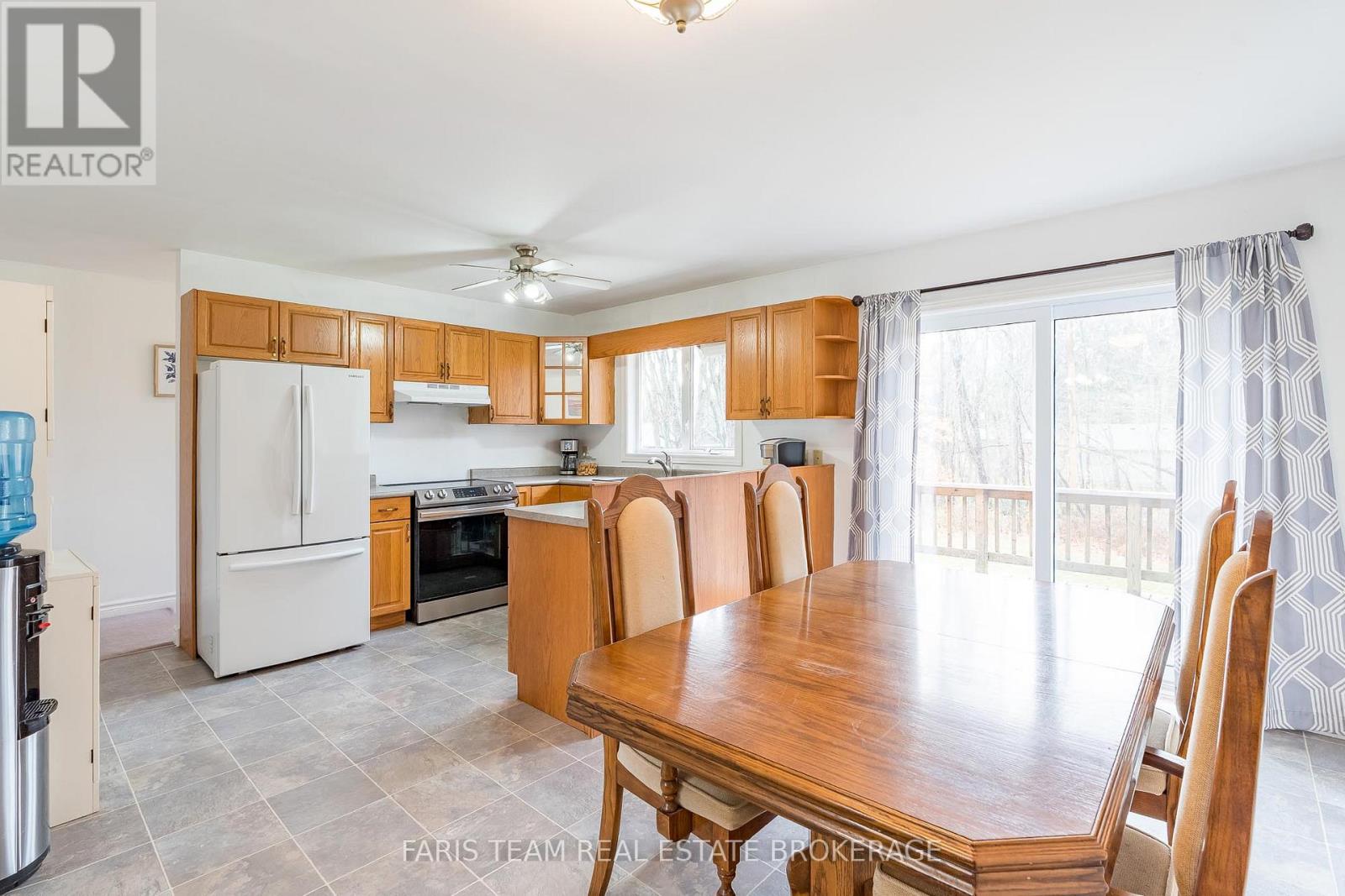 3576 Peter Street, Ramara, Ontario  L0K 1B0 - Photo 12 - S12635664