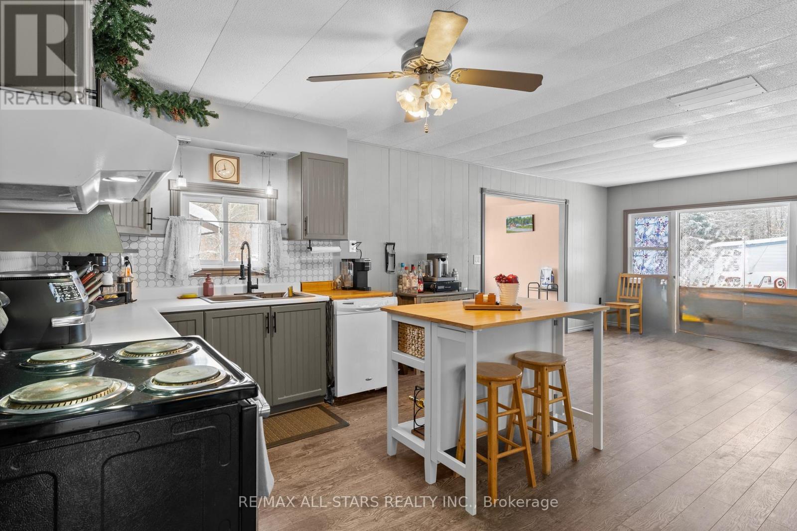 1088 Lutterworth Pines Road, Minden Hills (Lutterworth), Ontario  K0M 2K0 - Photo 7 - X12635698