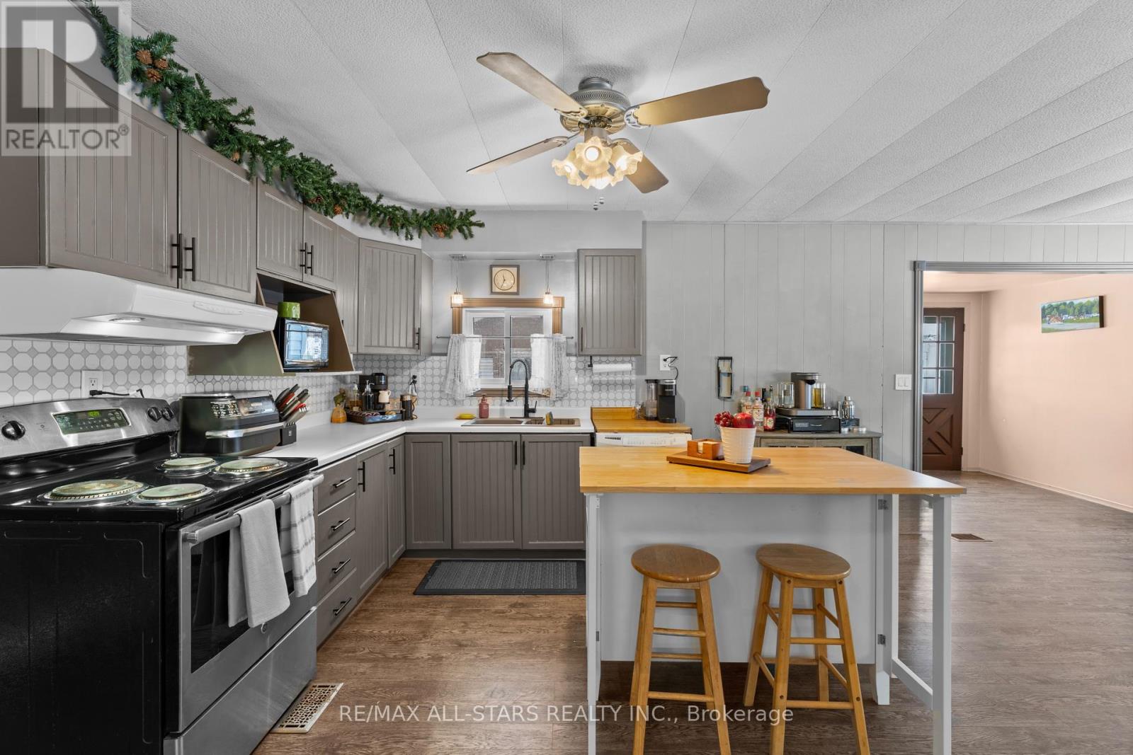 1088 Lutterworth Pines Road, Minden Hills (Lutterworth), Ontario  K0M 2K0 - Photo 8 - X12635698