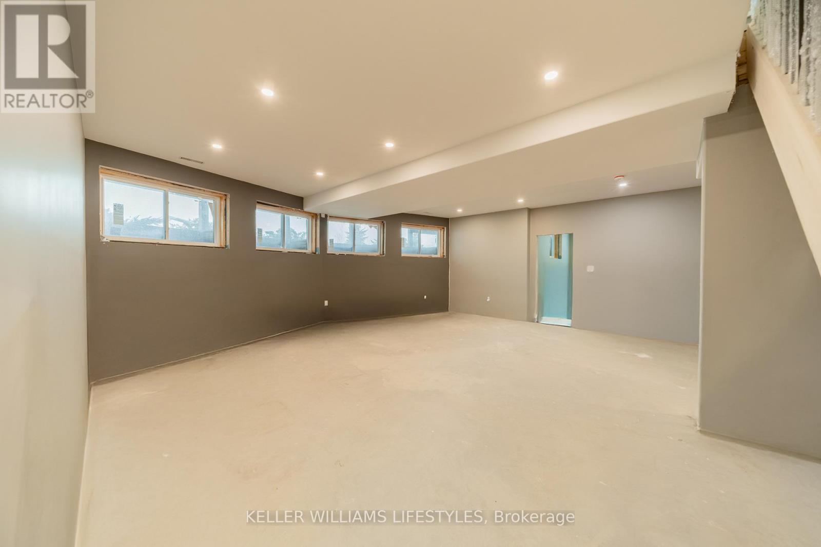 36007 Gore Road, South Huron, Ontario  N0M 1T0 - Photo 38 - X12635700