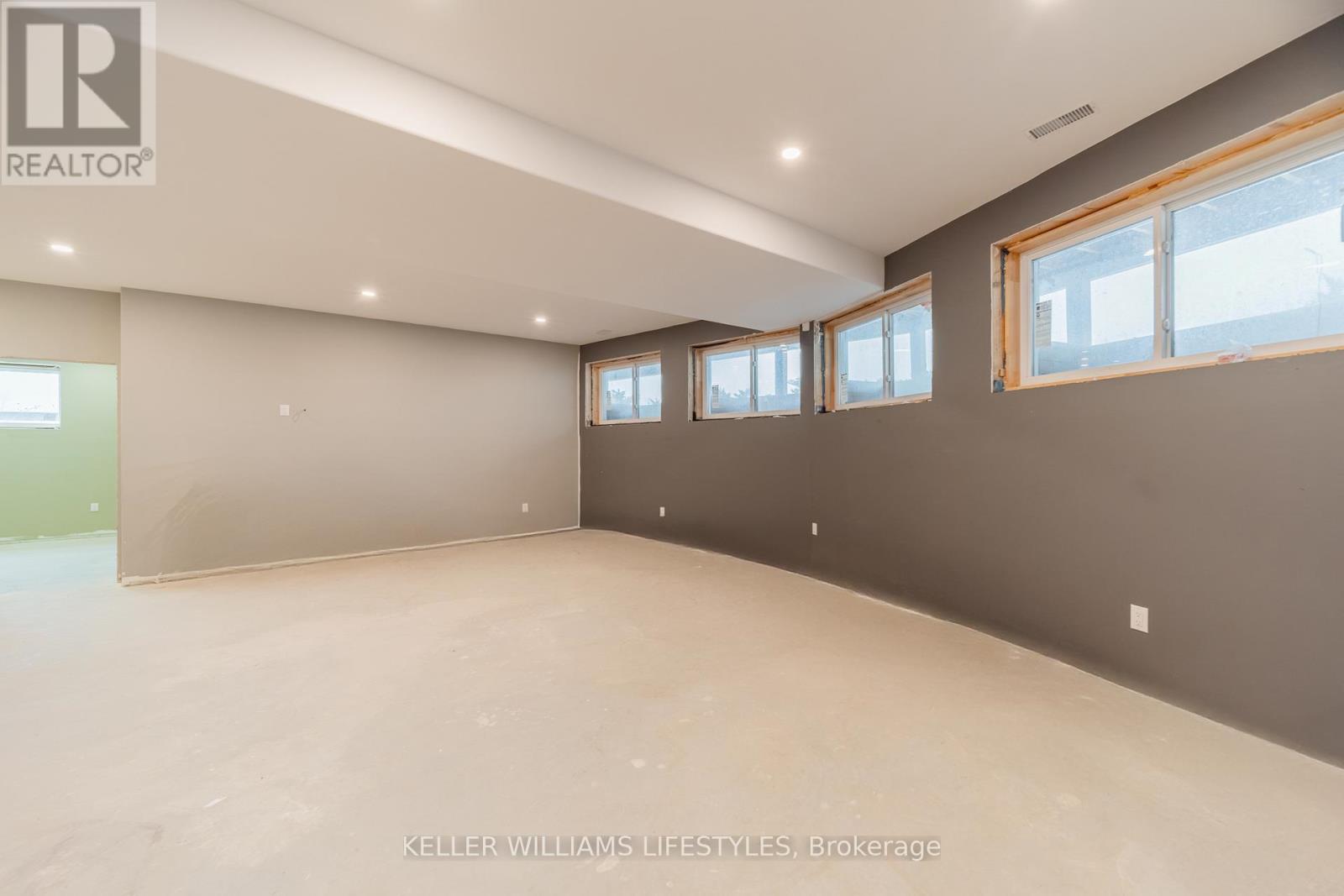 36007 Gore Road, South Huron, Ontario  N0M 1T0 - Photo 39 - X12635700