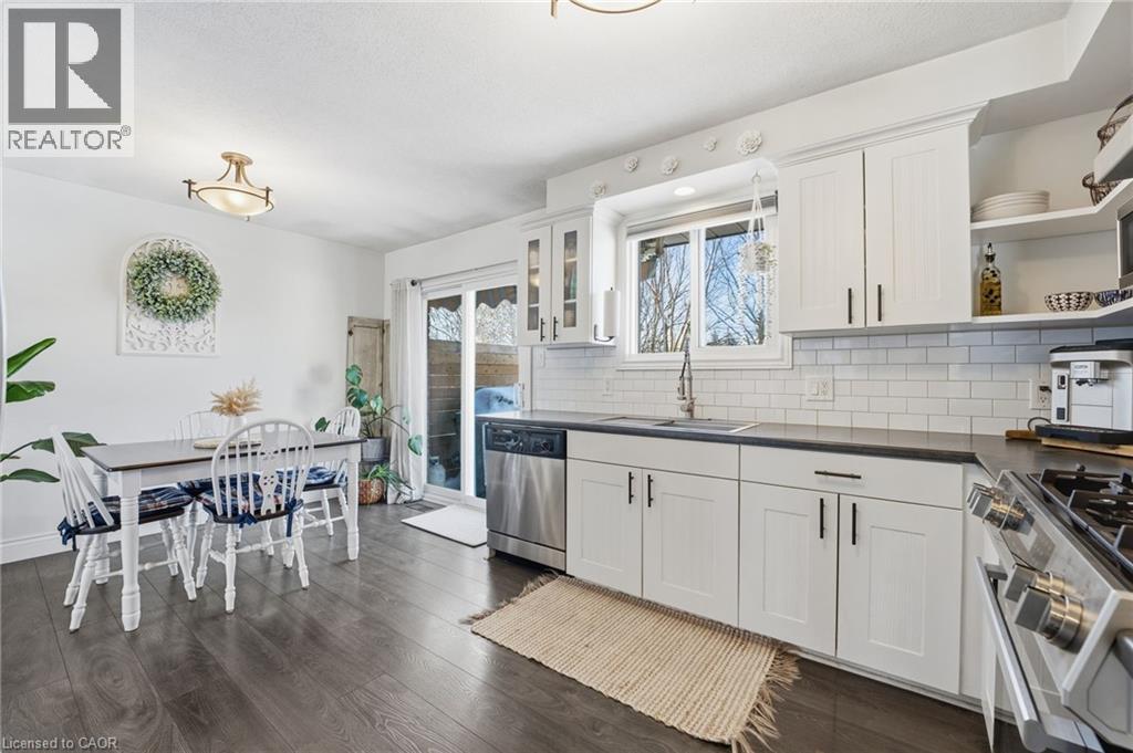 627 Pineridge Road, Waterloo, Ontario  N2L 5N6 - Photo 10 - 40792330