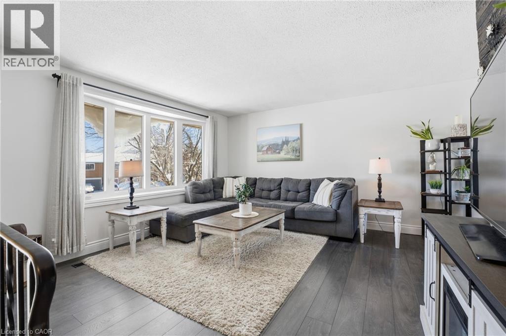 627 Pineridge Road, Waterloo, Ontario  N2L 5N6 - Photo 3 - 40792330