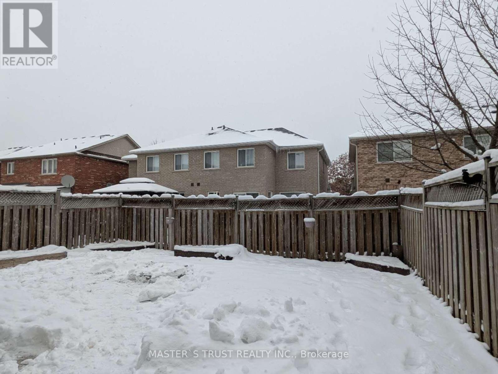 66 Gail Parks Crescent, Newmarket, Ontario  L3X 3B9 - Photo 18 - N12635688