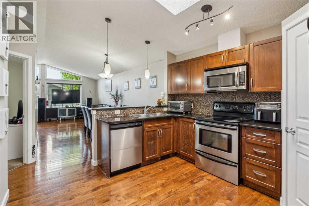 22 Auburn Bay View Se, Calgary, Alberta  T3M 0C8 - Photo 9 - A2267349