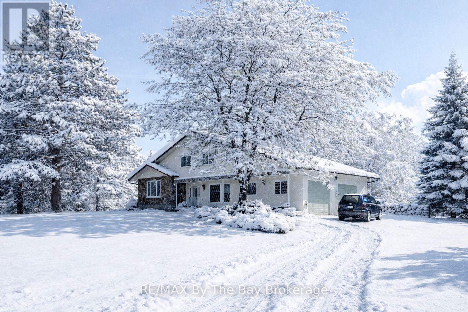 8223 30/31 SIDE ROAD, Clearview, Ontario