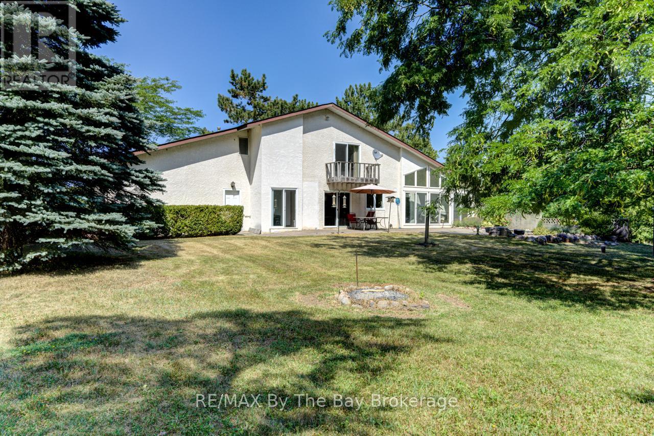 8223 30/31 Side Road, Clearview, Ontario  L0M 1P0 - Photo 43 - S12348121