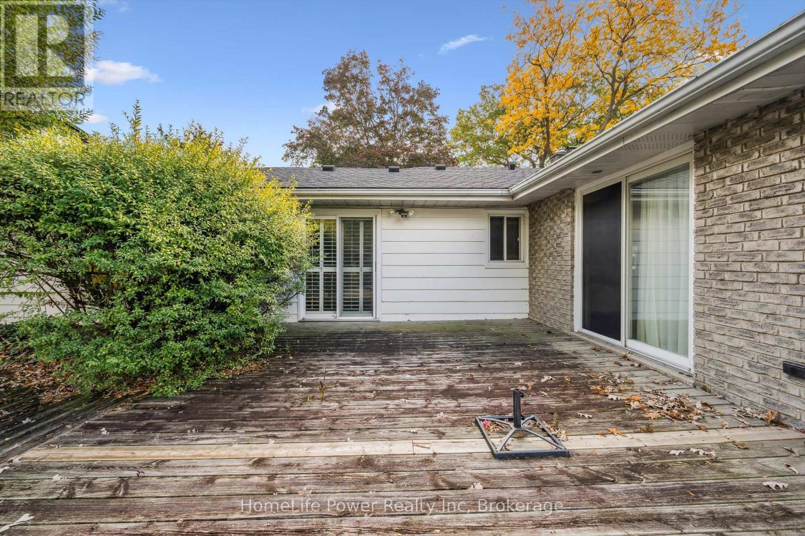 2085 Fowler Court, Mississauga, Ontario  L5K 1B7 - Photo 33 - W12483205