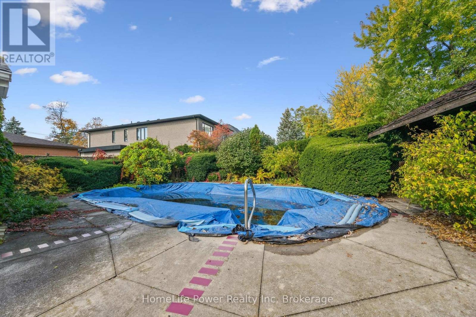 2085 Fowler Court, Mississauga, Ontario  L5K 1B7 - Photo 34 - W12483205