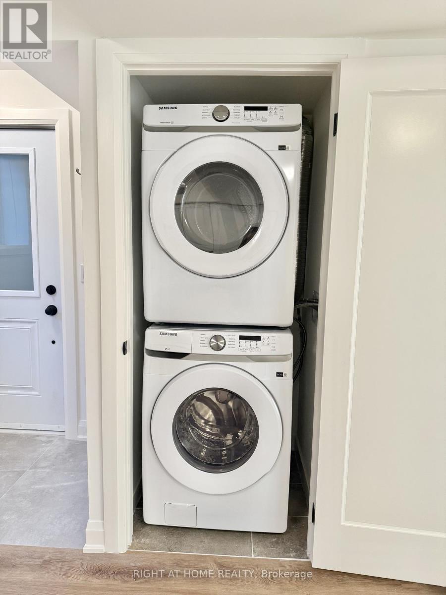 1a - 19 Arrowsmith Avenue, Toronto, Ontario  M6M 2W8 - Photo 11 - W12635670