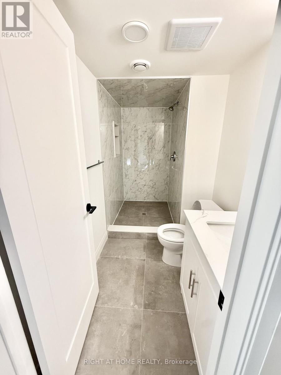 1a - 19 Arrowsmith Avenue, Toronto, Ontario  M6M 2W8 - Photo 15 - W12635670