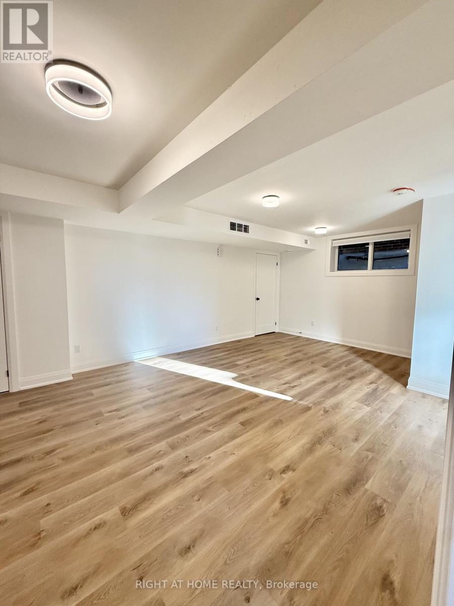 1a - 19 Arrowsmith Avenue, Toronto, Ontario  M6M 2W8 - Photo 19 - W12635670