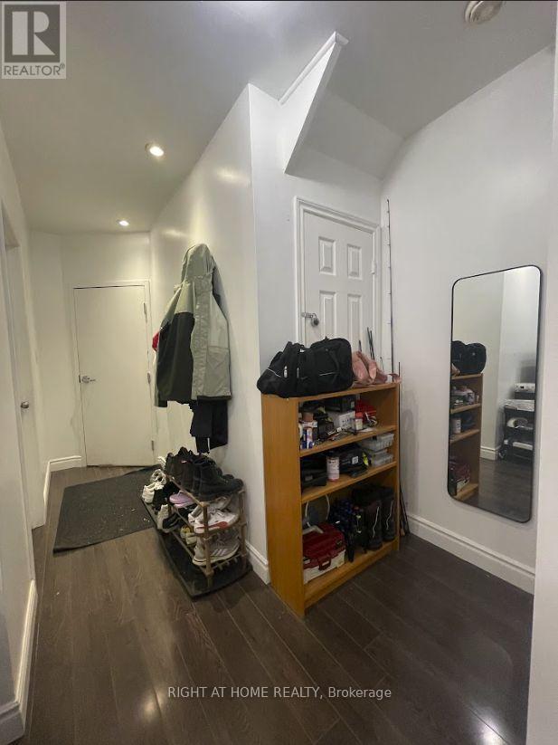 Main - 75 Bartlett Avenue, Toronto, Ontario  M6H 3E8 - Photo 7 - W12635680