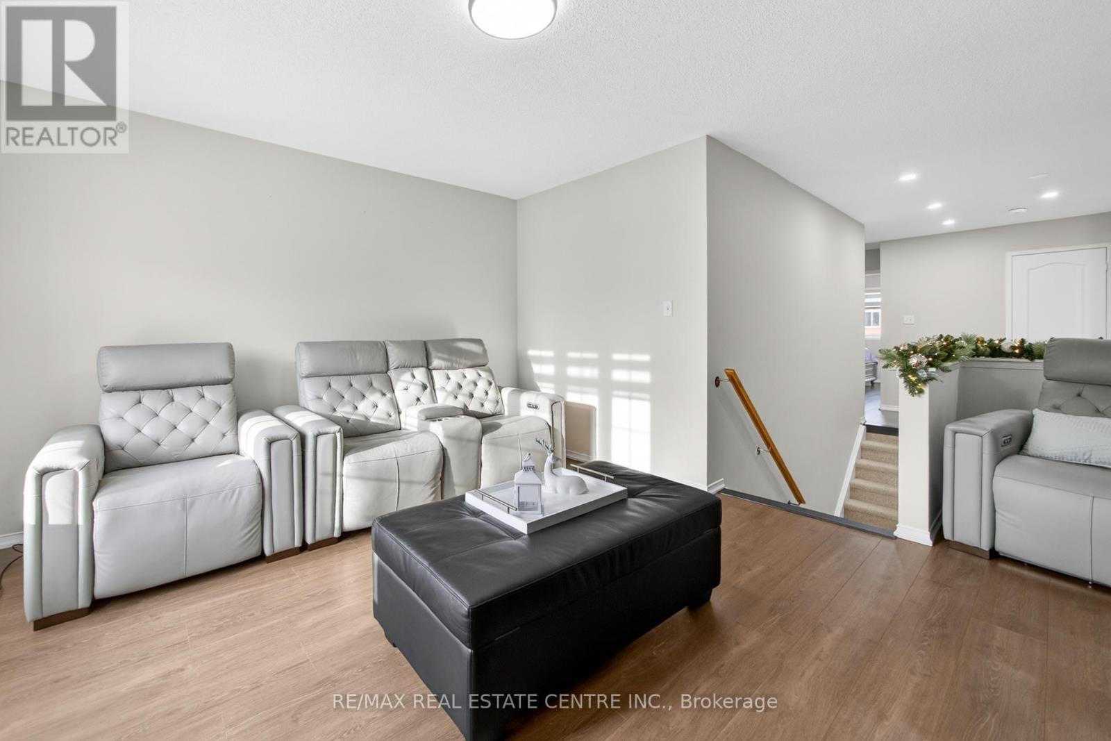 41 Sunnyview Road, Brampton (Fletcher's Meadow), Ontario  L7A 3E4 - Photo 23 - W12635702