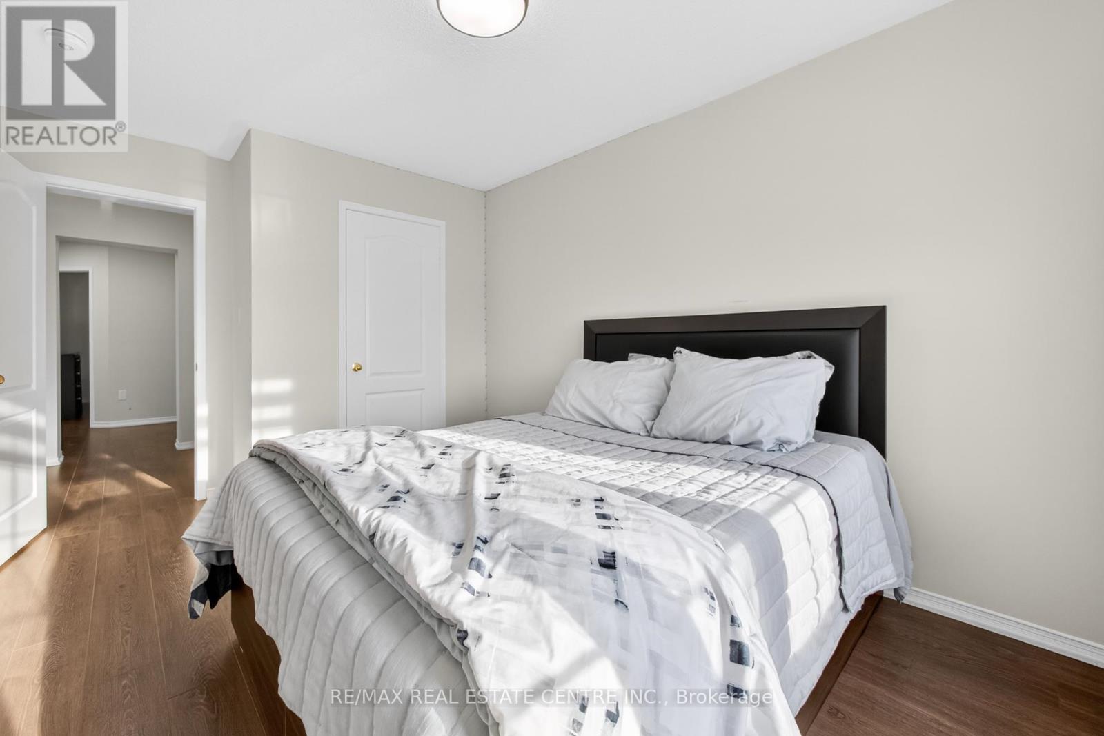 41 Sunnyview Road, Brampton (Fletcher's Meadow), Ontario  L7A 3E4 - Photo 33 - W12635702