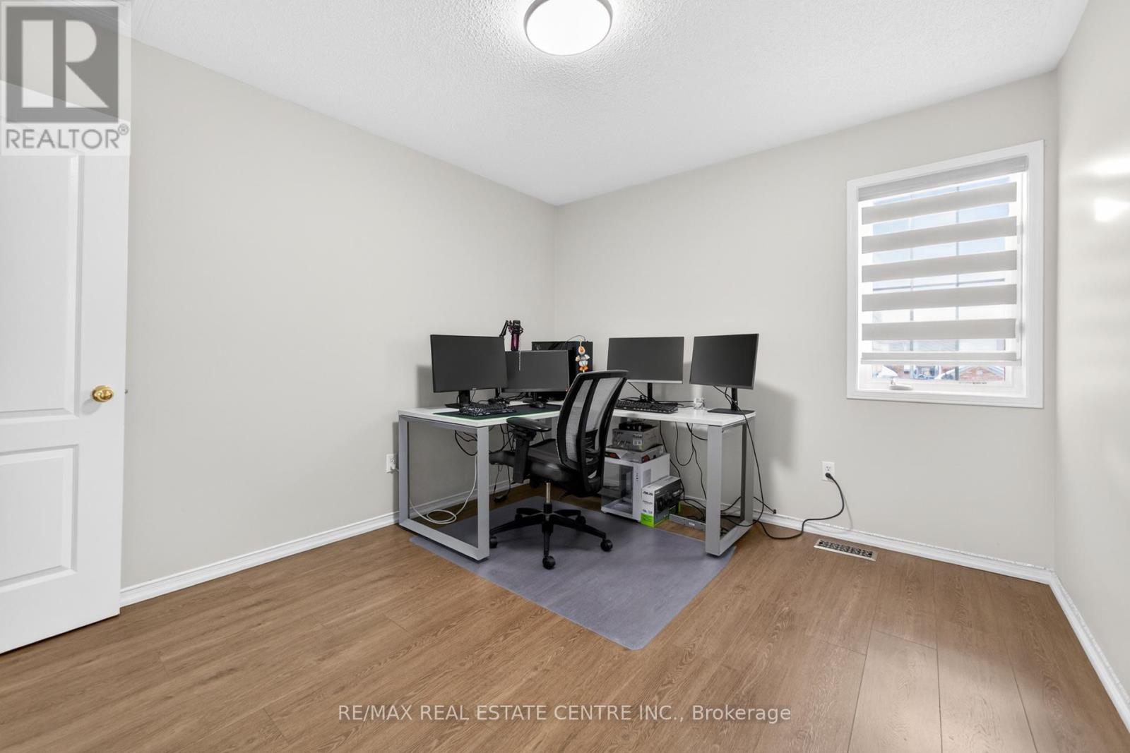 41 Sunnyview Road, Brampton (Fletcher's Meadow), Ontario  L7A 3E4 - Photo 37 - W12635702