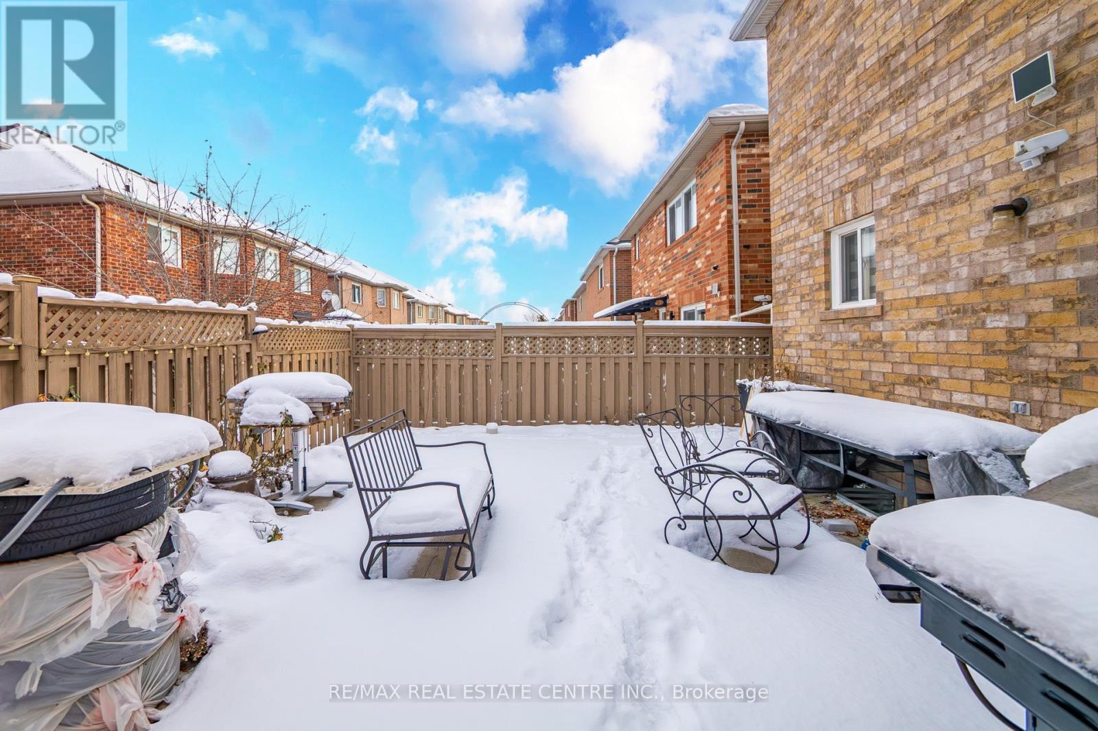 41 Sunnyview Road, Brampton (Fletcher's Meadow), Ontario  L7A 3E4 - Photo 49 - W12635702