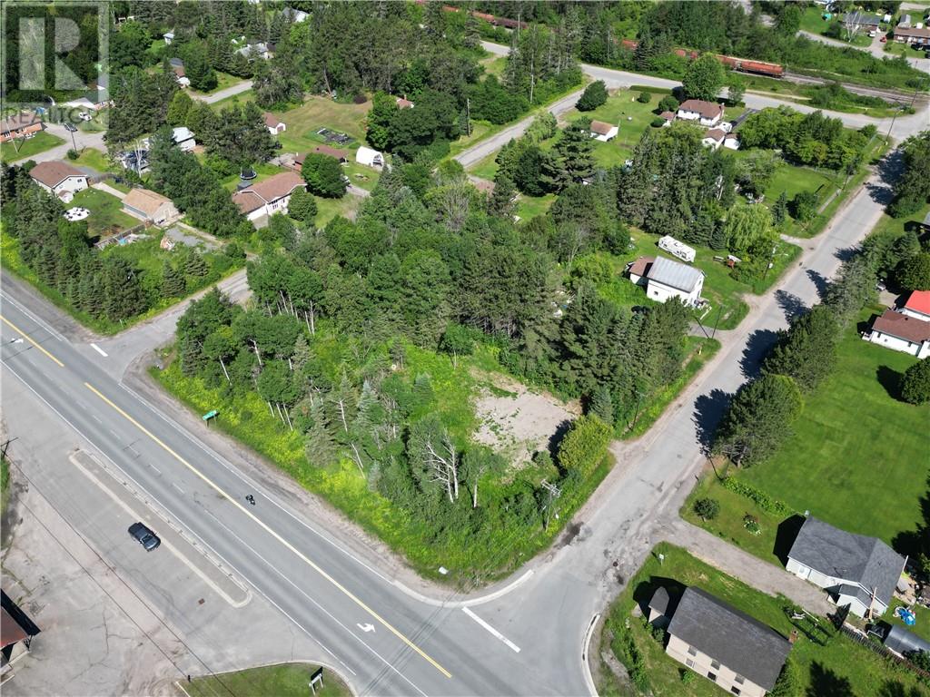 21 Smith Street, Nairn Centre, Ontario