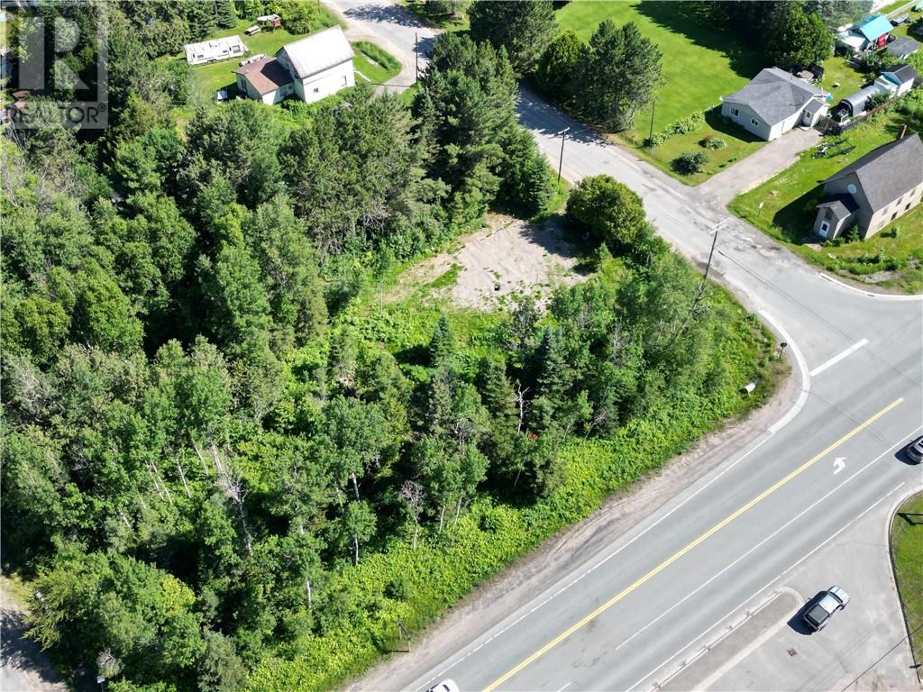 21 Smith Street, Nairn Centre, Ontario  P0M 2L0 - Photo 4 - 2125924