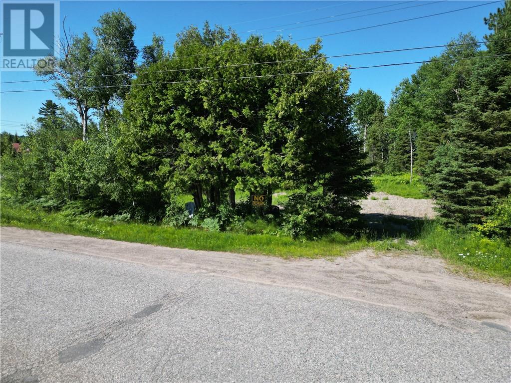 21 Smith Street, Nairn Centre, Ontario  P0M 2L0 - Photo 7 - 2125924