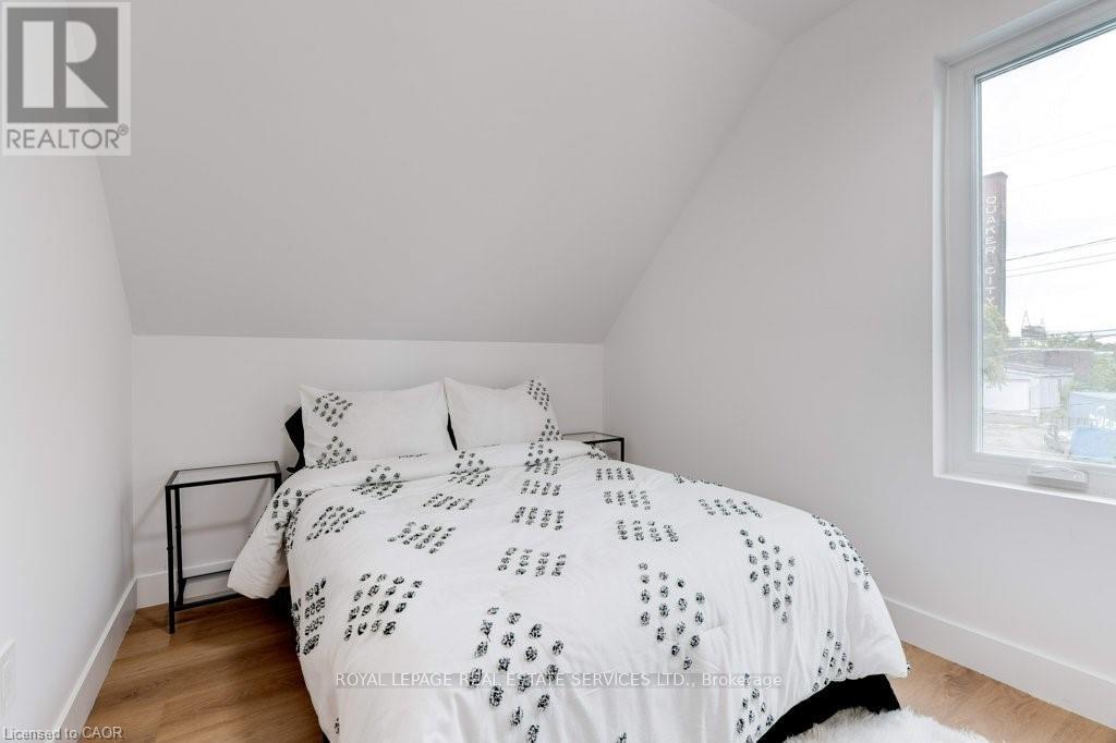 8 Whitfield Avenue, Hamilton (Industrial Sector), Ontario  L8L 4B4 - Photo 19 - X12635672