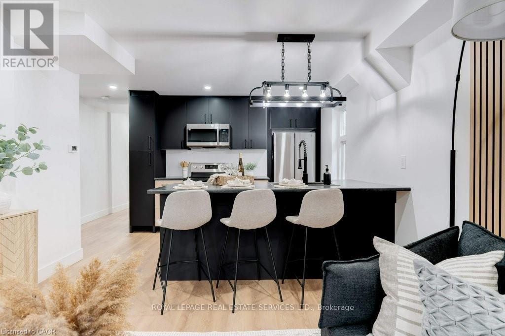 8 Whitfield Avenue, Hamilton (Industrial Sector), Ontario  L8L 4B4 - Photo 5 - X12635672