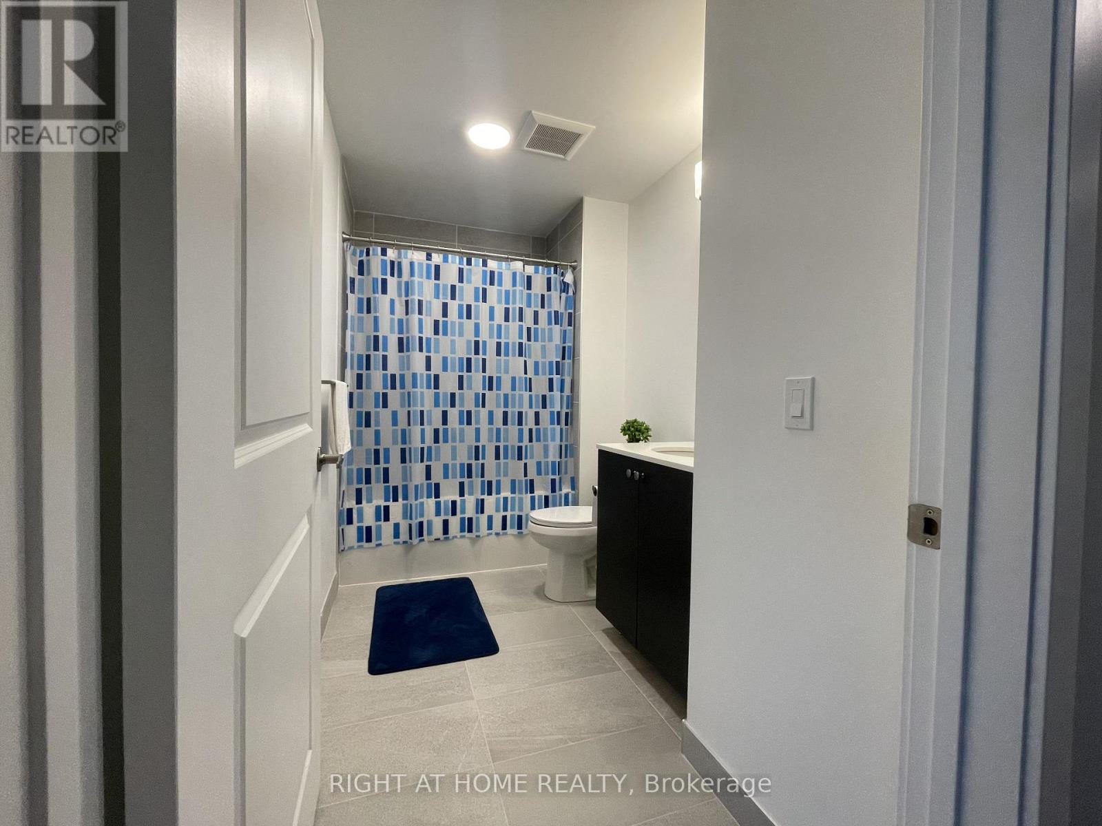 304 - 19b West Street N, Kawartha Lakes, Ontario  K0M 1N0 - Photo 13 - X12635690