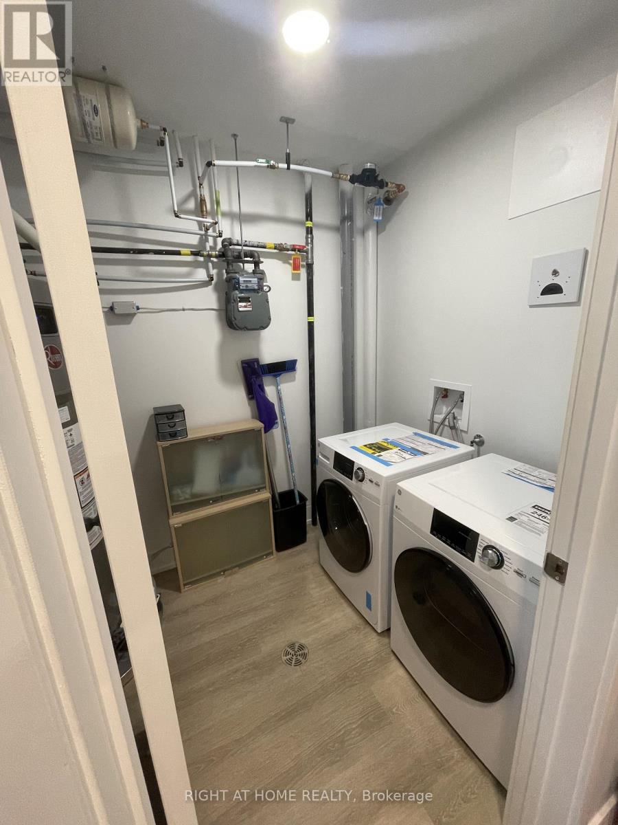 304 - 19b West Street N, Kawartha Lakes, Ontario  K0M 1N0 - Photo 14 - X12635690