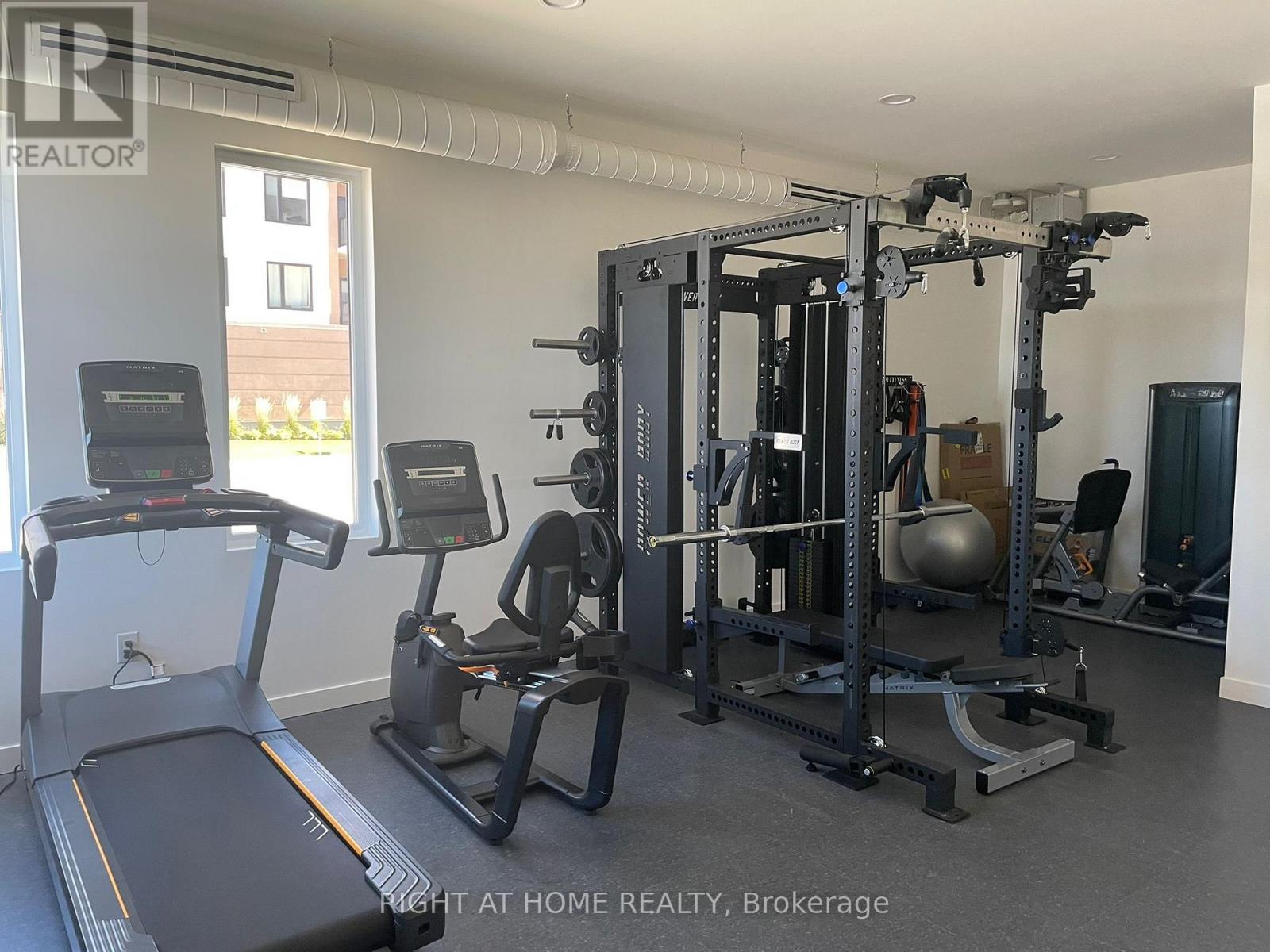 304 - 19b West Street N, Kawartha Lakes, Ontario  K0M 1N0 - Photo 19 - X12635690