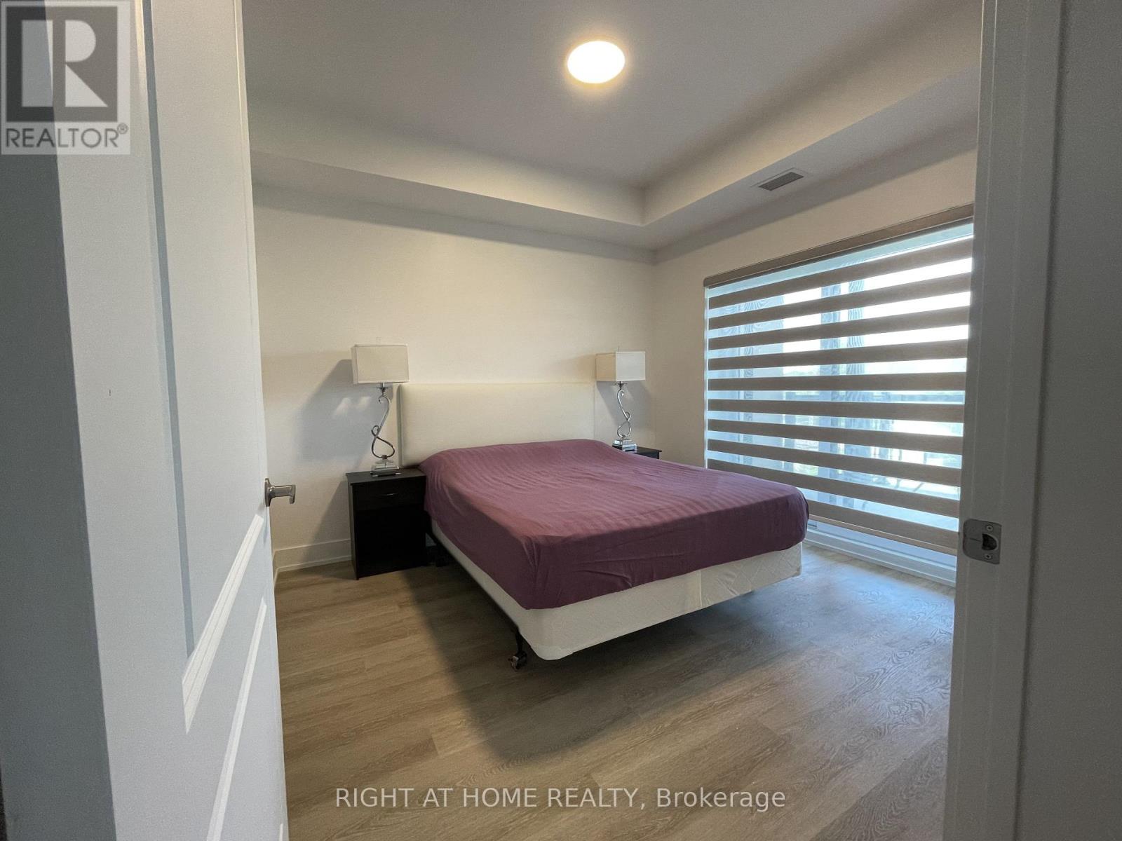 304 - 19b West Street N, Kawartha Lakes, Ontario  K0M 1N0 - Photo 6 - X12635690