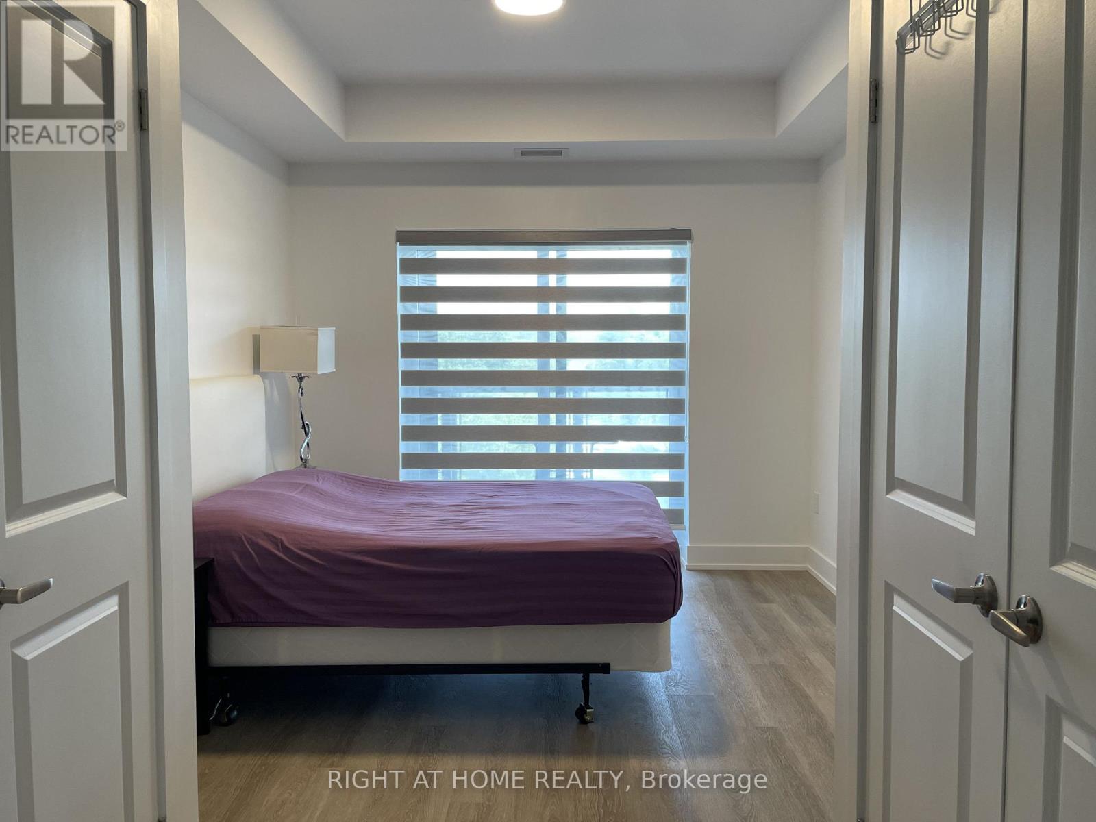 304 - 19b West Street N, Kawartha Lakes, Ontario  K0M 1N0 - Photo 8 - X12635690