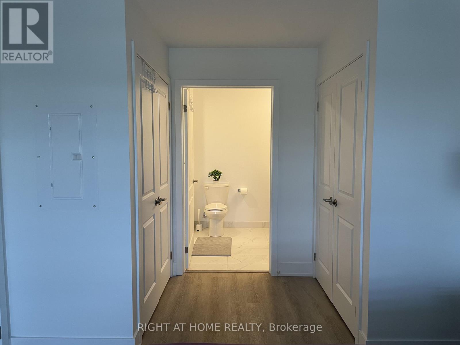 304 - 19b West Street N, Kawartha Lakes, Ontario  K0M 1N0 - Photo 9 - X12635690