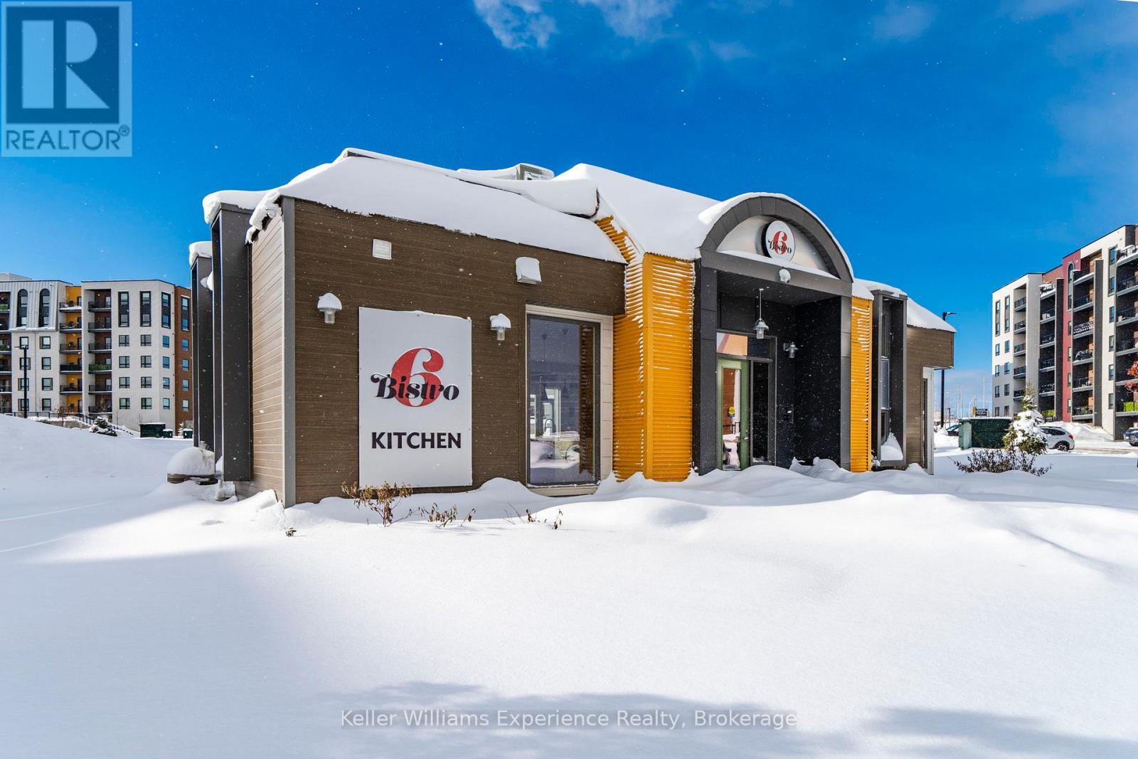 216 - 4 Spice Way, Barrie, Ontario  L9J 0M2 - Photo 30 - S12635724