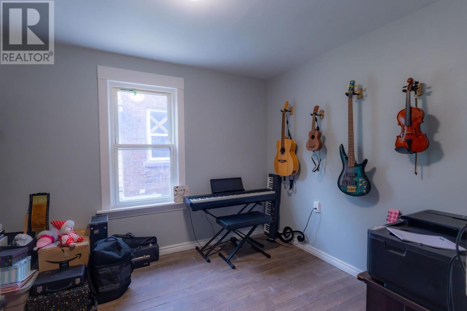 159 Hudson St, Sault Ste. Marie, Ontario P6A 1T3 - Photo 13 - SM252771