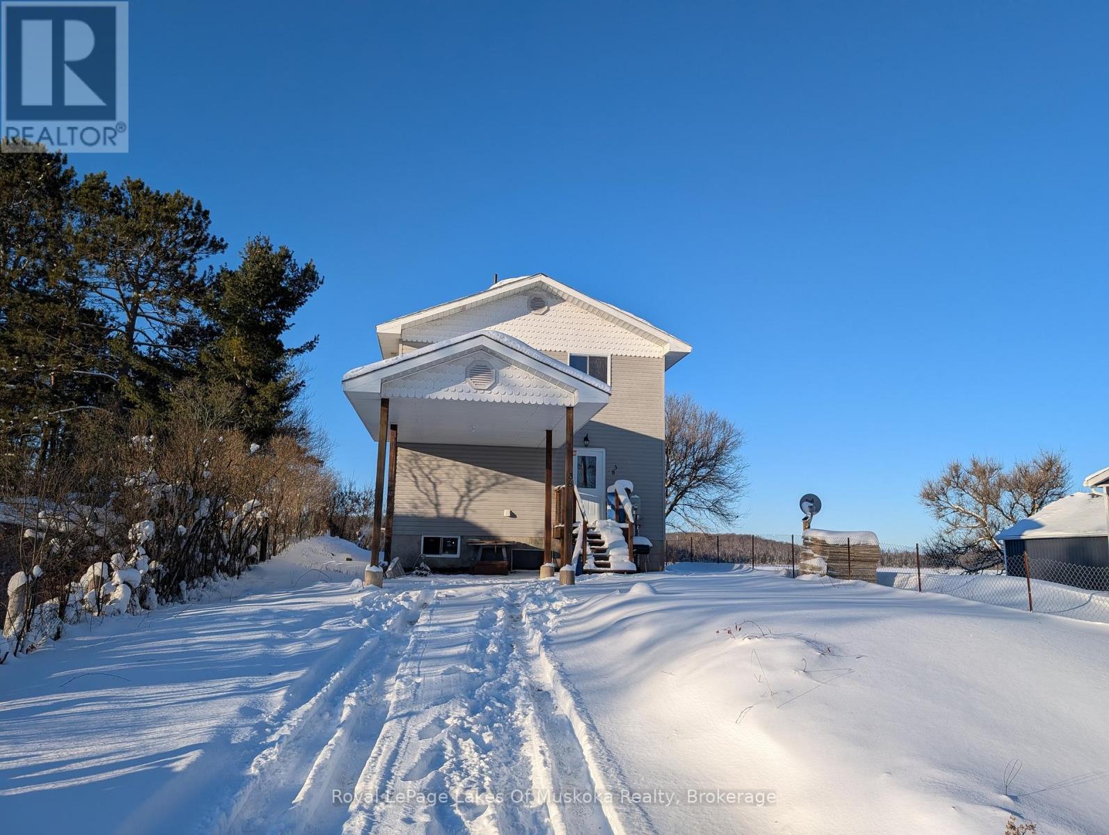 38 Ottawa Avenue, South River, Ontario P0A 1X0 - Photo 5 - X12635710