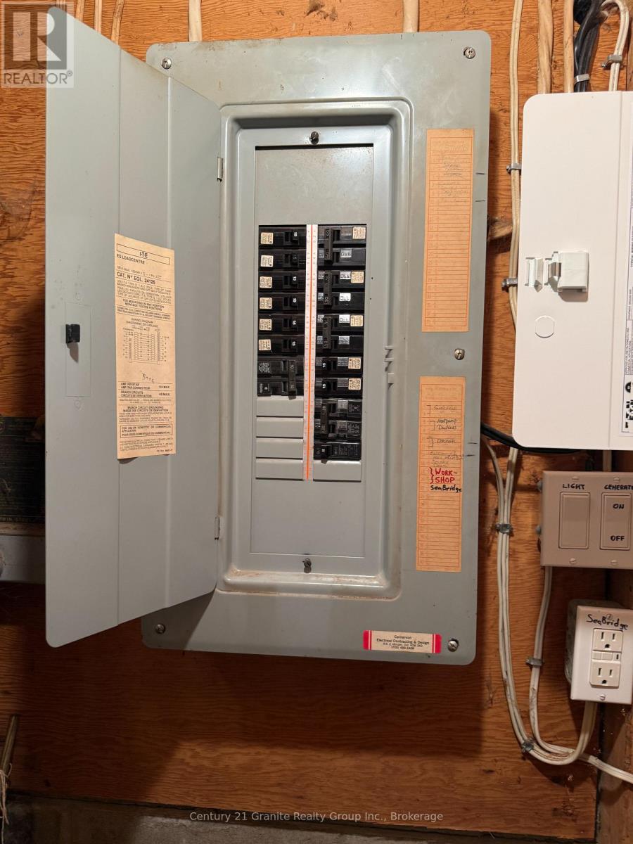 1028 Crabbe Lane, Dysart Et Al, Ontario K0M 1S0 - Photo 20 - X12635716